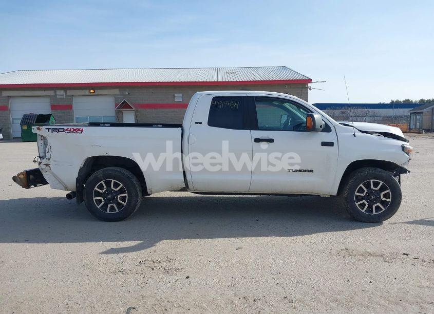 Photo 13 of 2019 Toyota Tundra SR5 5.7L V8 (VIN 5TFUY5F16KX844481)