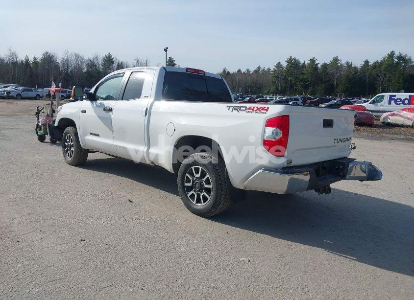 Photo 3 of 2019 Toyota Tundra SR5 5.7L V8 (VIN 5TFUY5F16KX844481)