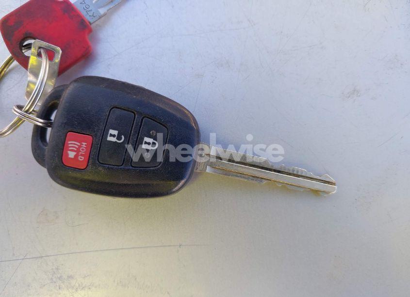 Photo 11 of 2021 Toyota Tundra SR5 (VIN 5TFUY5F16MX036599)