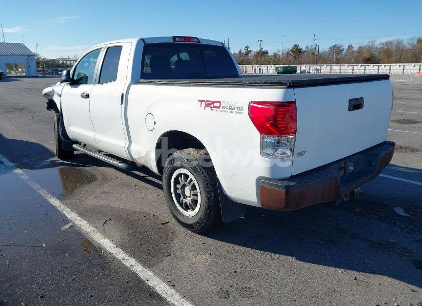 Photo 3 of 2010 Toyota Tundra DOUBLE CAB SR5 (VIN 5TFUY5F17AX155936)