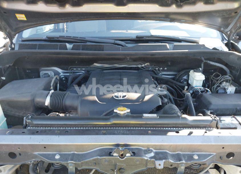 Photo 10 of 2011 Toyota Tundra GRADE 5.7L V8 (VIN 5TFUY5F17BX161821)