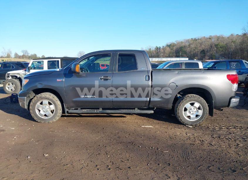 Photo 14 of 2011 Toyota Tundra GRADE 5.7L V8 (VIN 5TFUY5F17BX161821)