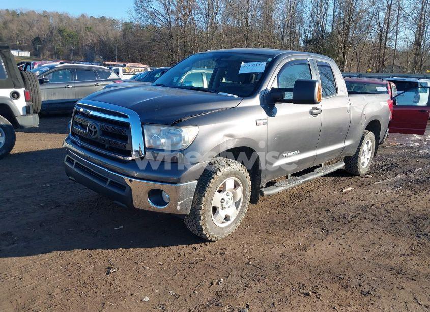 Photo 2 of 2011 Toyota Tundra GRADE 5.7L V8 (VIN 5TFUY5F17BX161821)