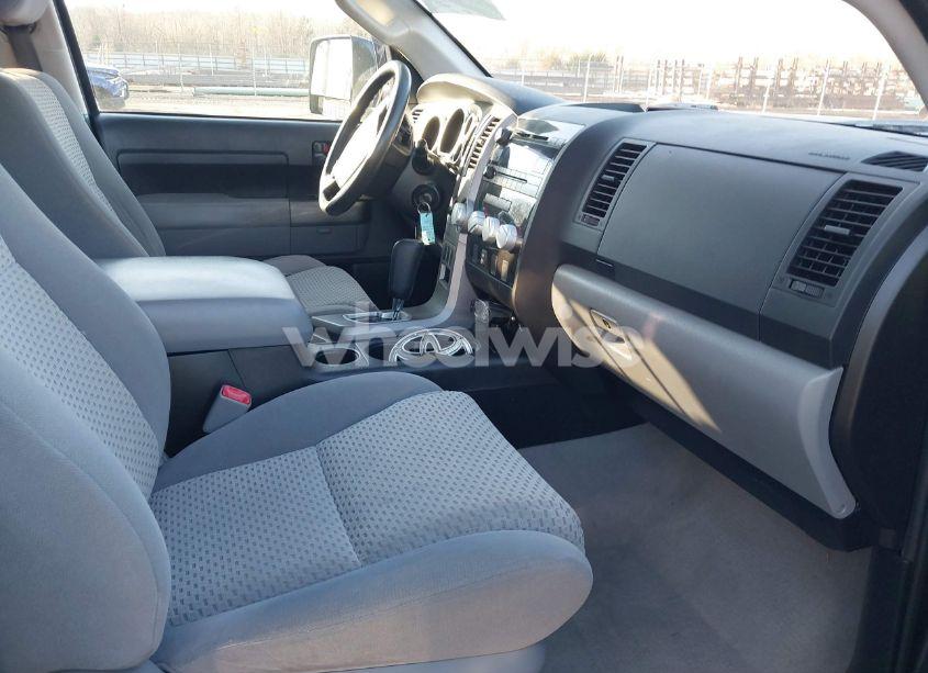 Photo 5 of 2011 Toyota Tundra GRADE 5.7L V8 (VIN 5TFUY5F17BX161821)