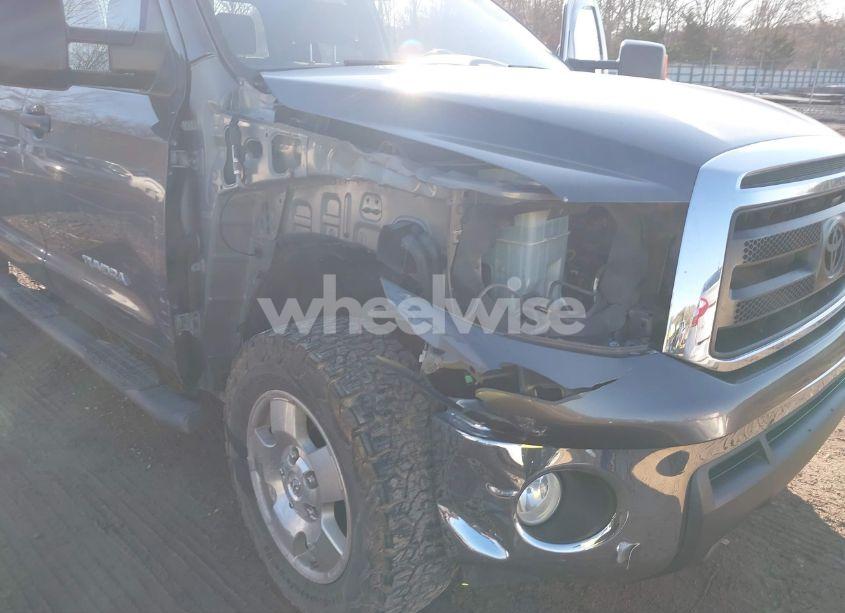 Photo 6 of 2011 Toyota Tundra GRADE 5.7L V8 (VIN 5TFUY5F17BX161821)