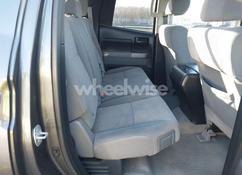 Photo 8 of 2011 Toyota Tundra GRADE 5.7L V8 (VIN 5TFUY5F17BX161821)