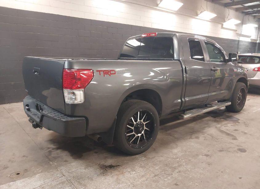 Photo 4 of 2013 Toyota Tundra DOUBLE CAB SR5 (VIN 5TFUY5F17DX303782)