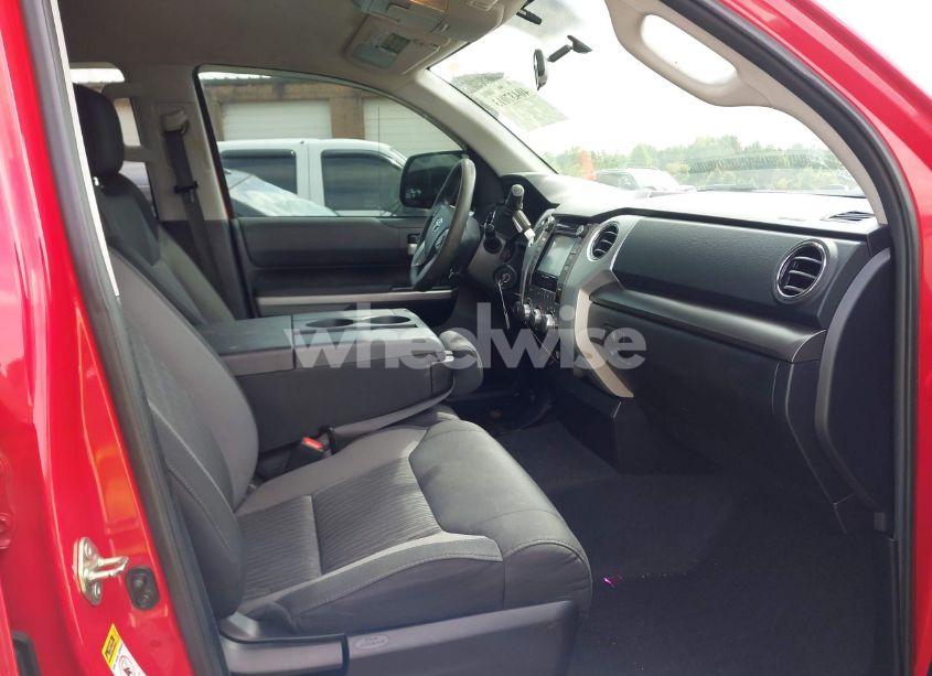 Photo 5 of 2014 Toyota Tundra SR 5.7L V8 (VIN 5TFUY5F17EX330272)