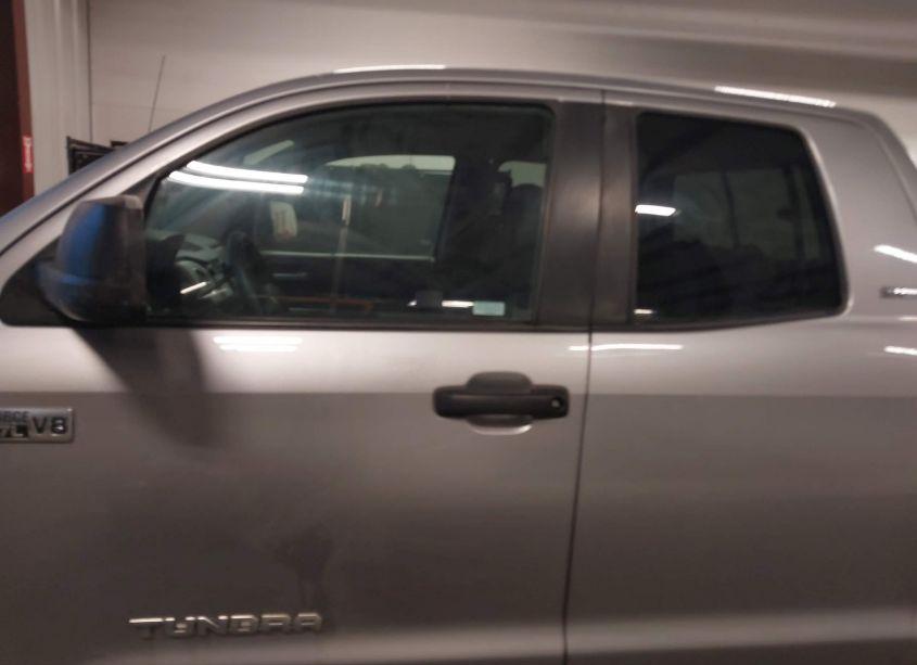 Photo 14 of 2014 Toyota Tundra SR5 5.7L V8 (VIN 5TFUY5F17EX413653)