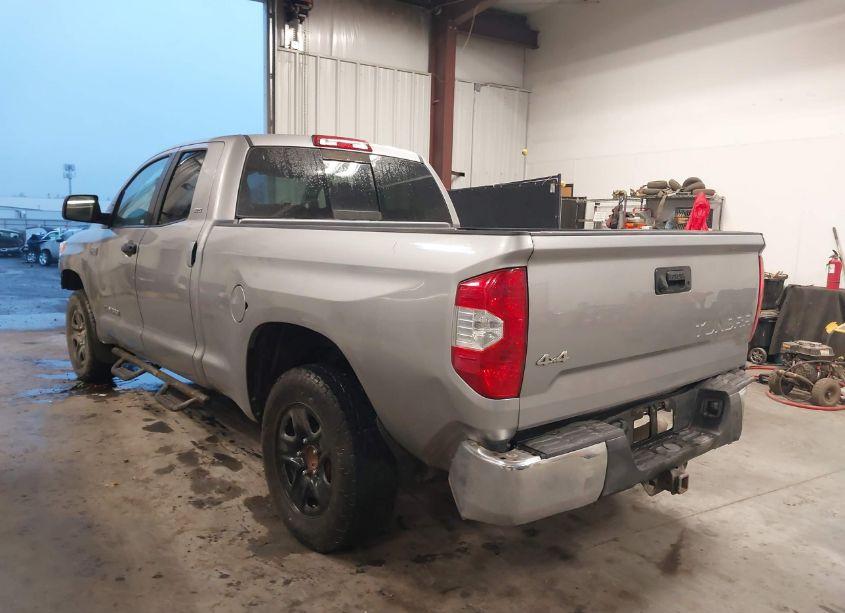 Photo 3 of 2014 Toyota Tundra SR5 5.7L V8 (VIN 5TFUY5F17EX413653)