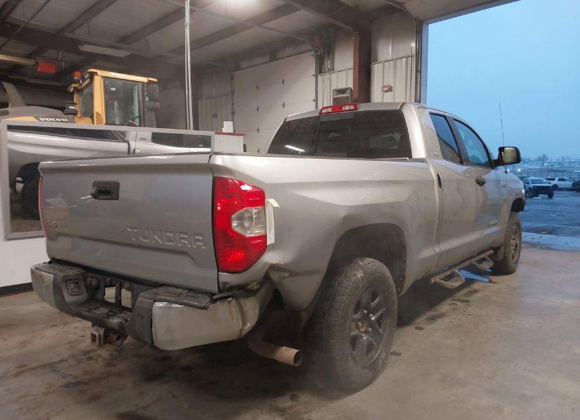 Photo 4 of 2014 Toyota Tundra SR5 5.7L V8 (VIN 5TFUY5F17EX413653)