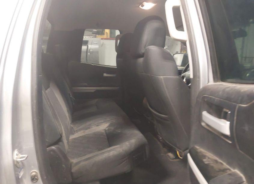 Photo 8 of 2014 Toyota Tundra SR5 5.7L V8 (VIN 5TFUY5F17EX413653)