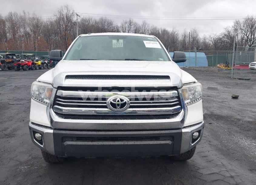 Photo 12 of 2016 Toyota Tundra SR5 5.7L V8 (VIN 5TFUY5F17GX495936)