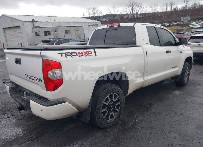 Photo 4 of 2016 Toyota Tundra SR5 5.7L V8 (VIN 5TFUY5F17GX495936)