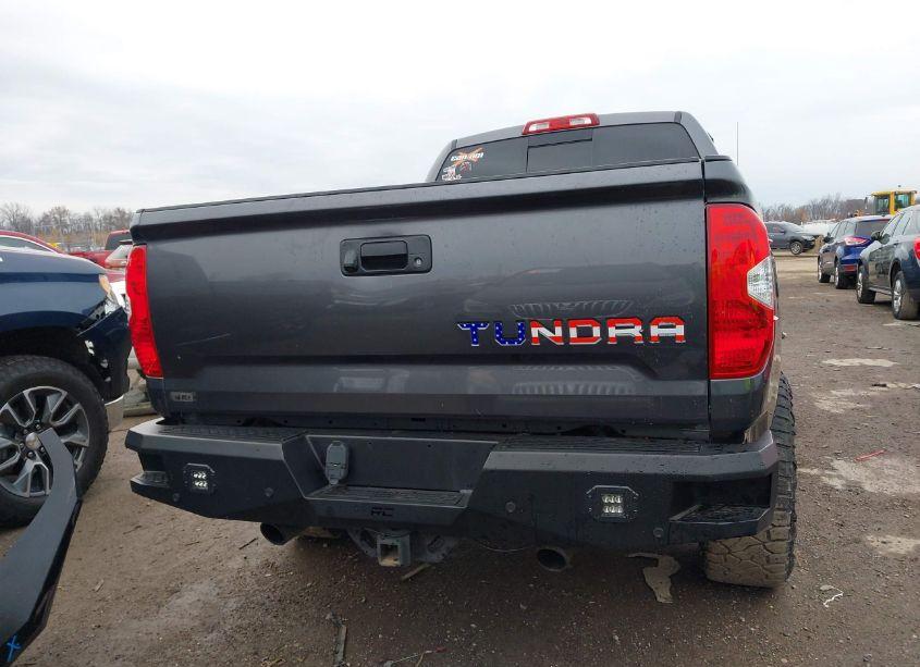 Photo 17 of 2017 Toyota Tundra SR5 5.7L V8 (VIN 5TFUY5F17HX592099)