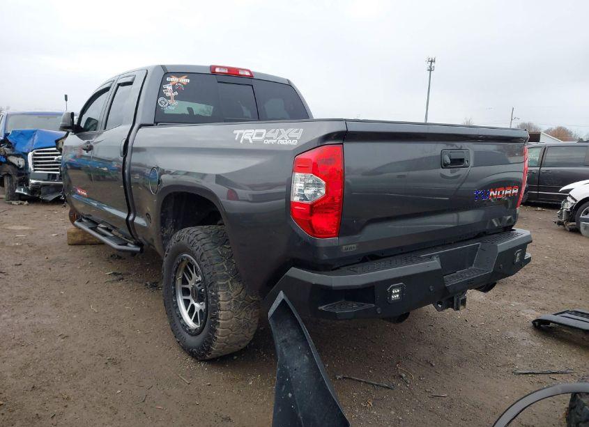 Photo 3 of 2017 Toyota Tundra SR5 5.7L V8 (VIN 5TFUY5F17HX592099)