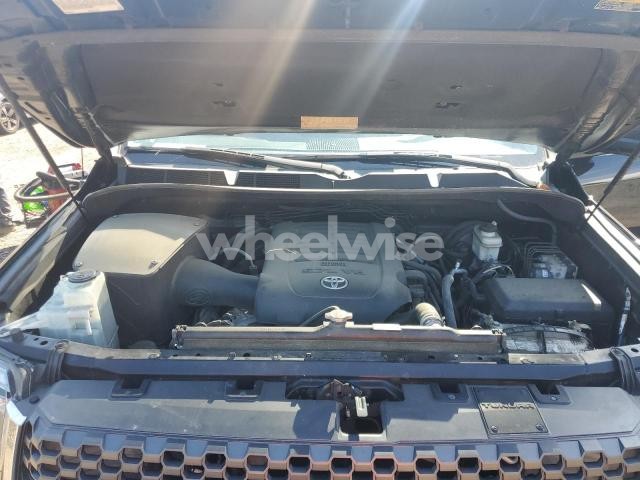 Photo 10 of 2018 TOYOTA TUNDRA DOUBLE CAB SR (VIN 5TFUY5F17JX712800)