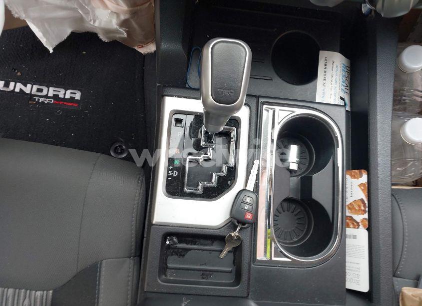 Photo 11 of 2018 Toyota Tundra SR5 5.7L V8 (VIN 5TFUY5F17JX753427)