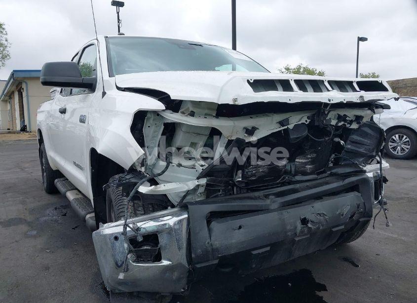 Photo 6 of 2018 Toyota Tundra SR5 5.7L V8 (VIN 5TFUY5F17JX753427)