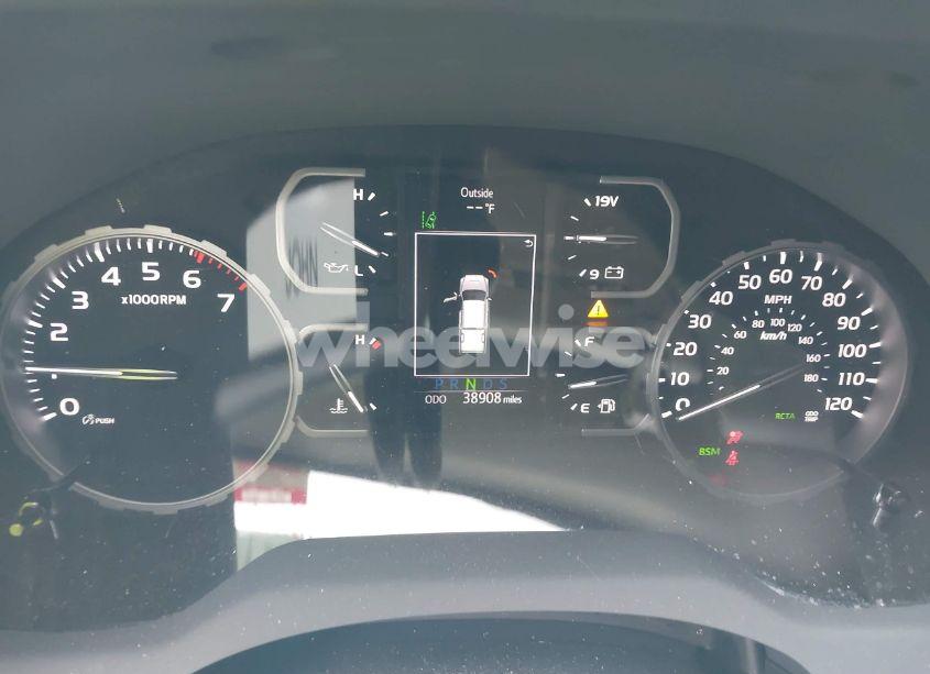 Photo 7 of 2018 Toyota Tundra SR5 5.7L V8 (VIN 5TFUY5F17JX753427)