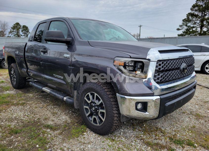 Photo 2 of 2020 Toyota Tundra N/A (VIN 5TFUY5F17LX872064)