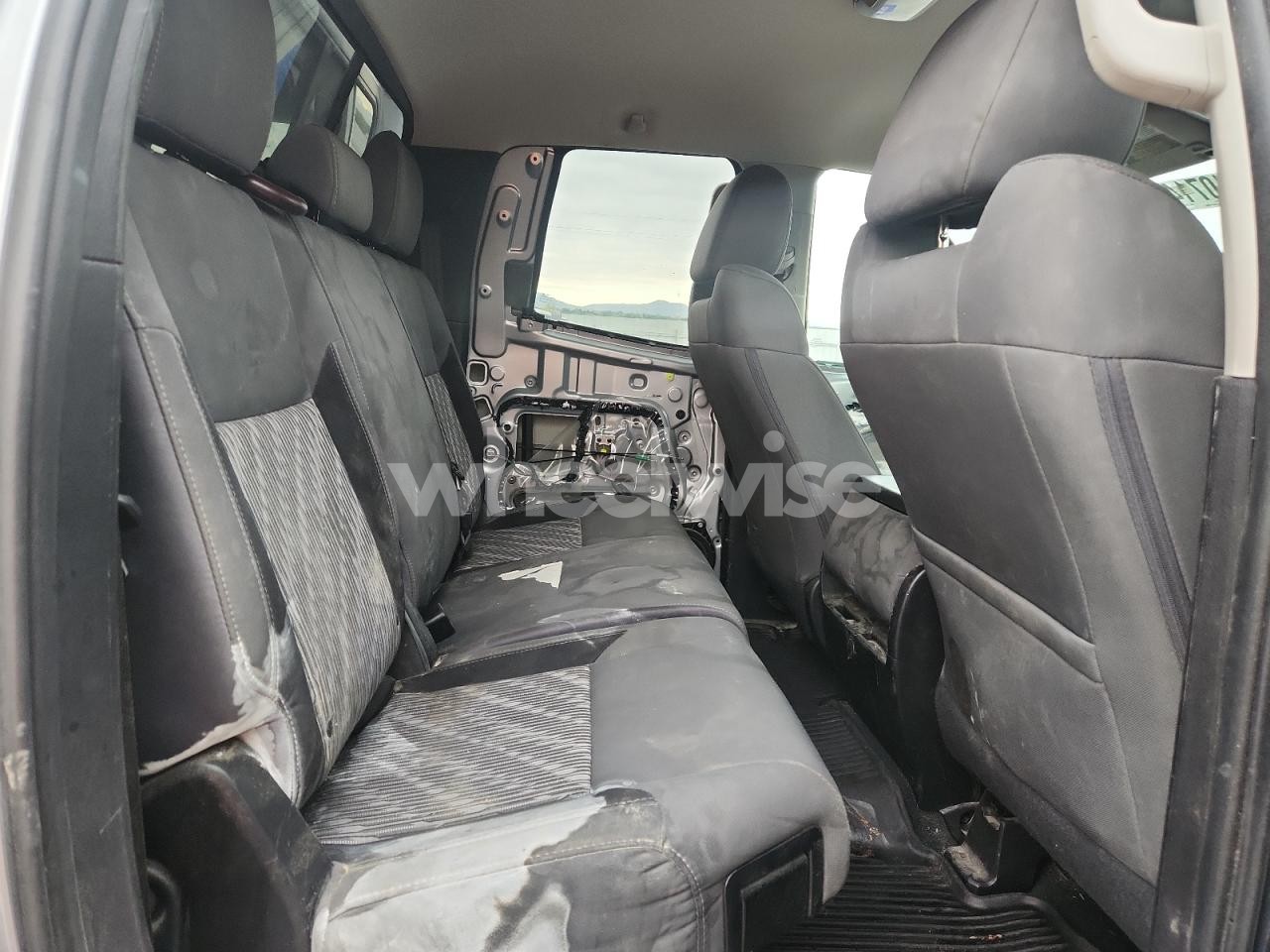 Photo 10 of 2020 TOYOTA TUNDRA DOUBLE CAB SR (VIN 5TFUY5F17LX921098)