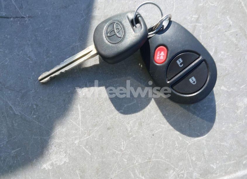 Photo 11 of 2012 Toyota Tundra GRADE 5.7L V8 (VIN 5TFUY5F18CX223728)