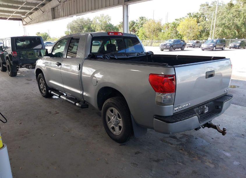 Photo 3 of 2013 Toyota Tundra GRADE 5.7L V8 (VIN 5TFUY5F18DX276513)