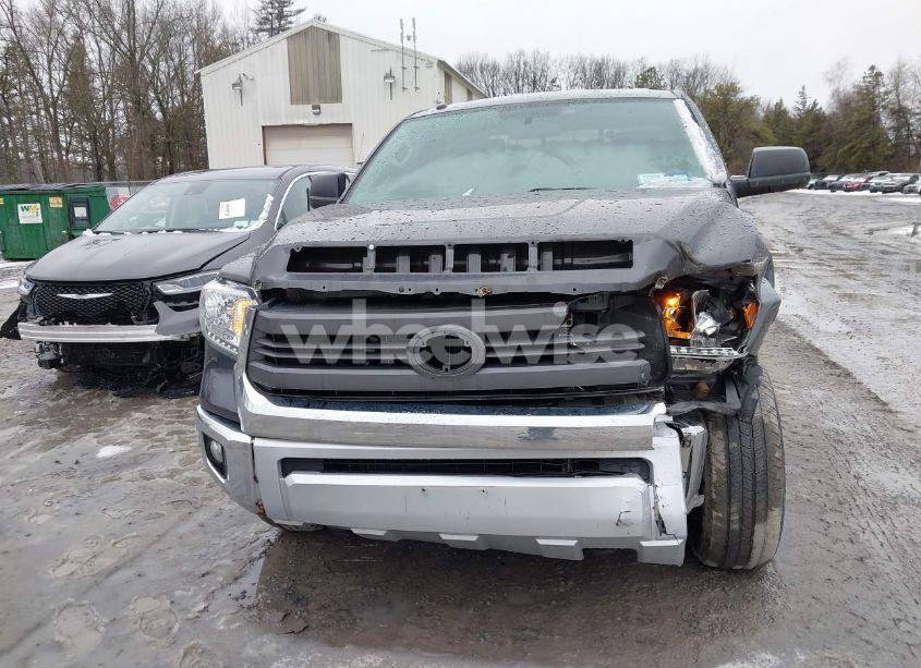 Photo 12 of 2014 Toyota Tundra SR5 5.7L V8 (VIN 5TFUY5F18EX366634)