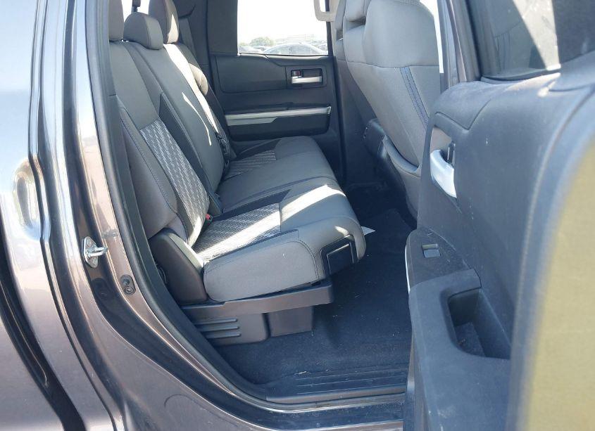 Photo 8 of 2019 Toyota Tundra SR5 5.7L V8 (VIN 5TFUY5F18KX789791)