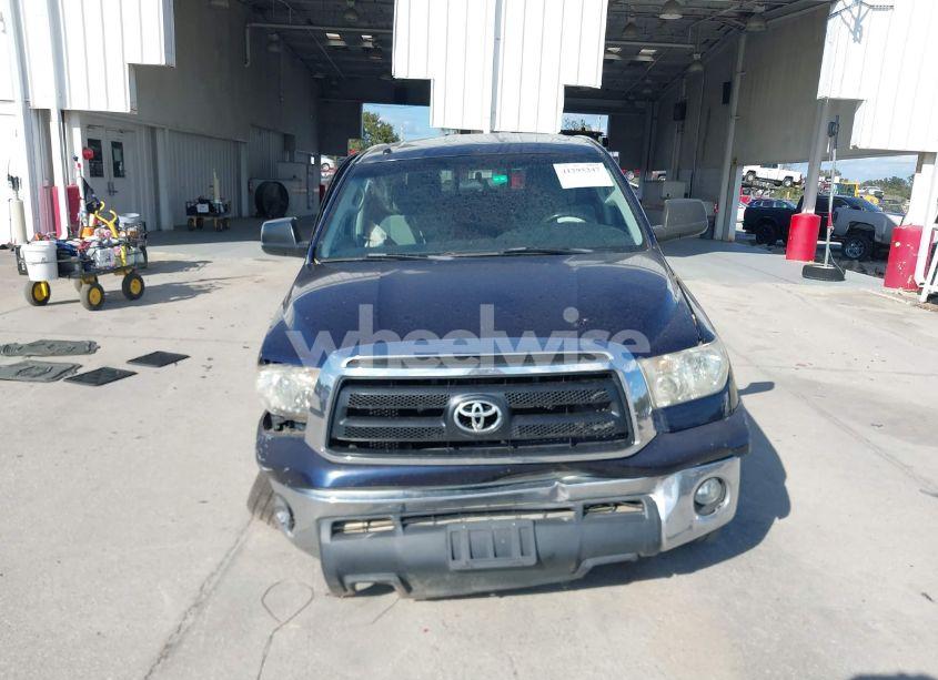Photo 11 of 2010 Toyota Tundra GRADE 5.7L V8 (VIN 5TFUY5F19AX108424)
