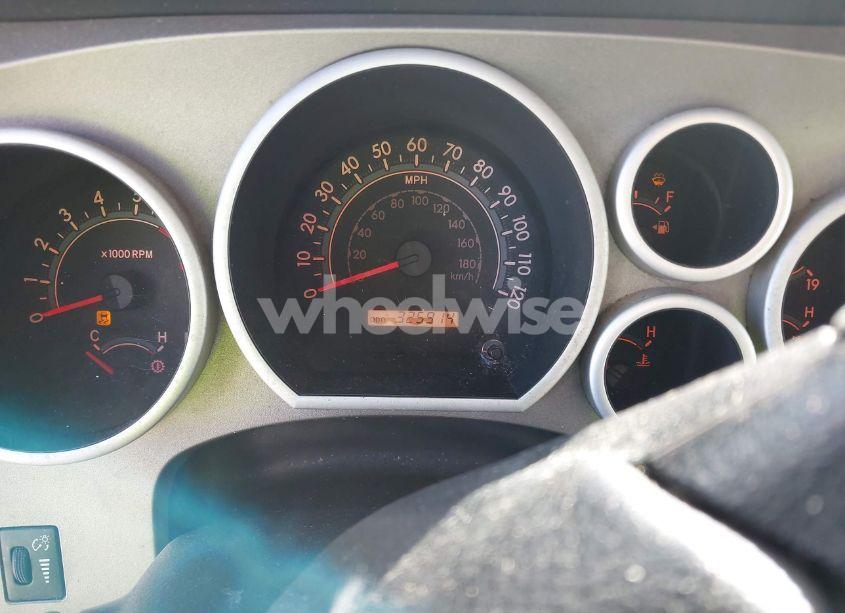 Photo 7 of 2010 Toyota Tundra GRADE 5.7L V8 (VIN 5TFUY5F19AX108424)