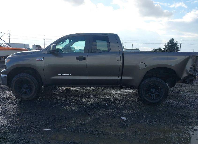 Photo 15 of 2013 Toyota Tundra GRADE 5.7L V8 (VIN 5TFUY5F19DX270901)