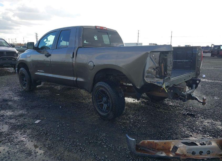 Photo 3 of 2013 Toyota Tundra GRADE 5.7L V8 (VIN 5TFUY5F19DX270901)