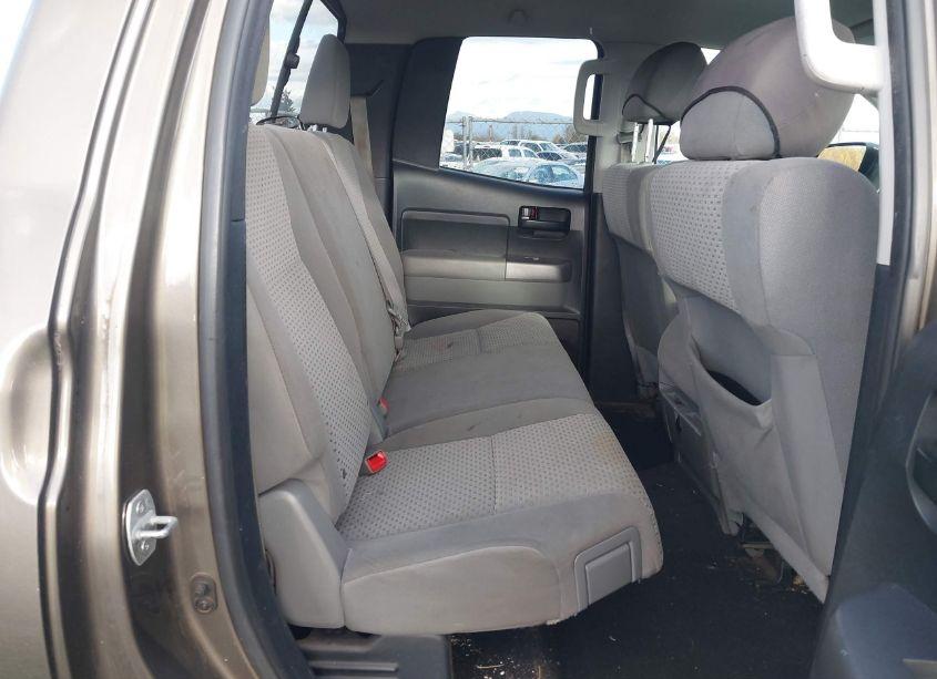 Photo 8 of 2013 Toyota Tundra GRADE 5.7L V8 (VIN 5TFUY5F19DX270901)