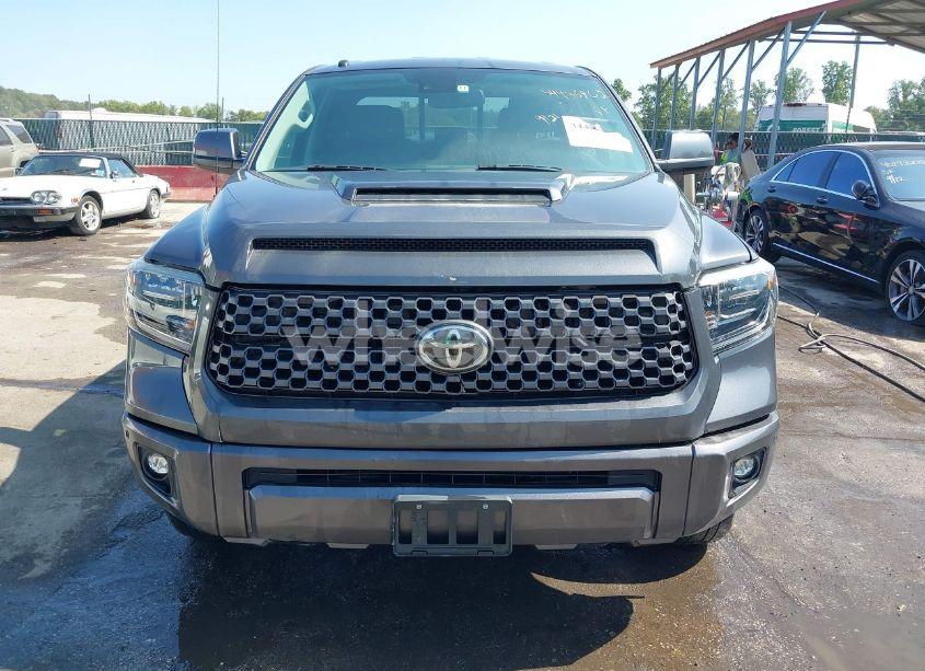 Photo 12 of 2018 Toyota Tundra SR5 5.7L V8 (VIN 5TFUY5F19JX775462)