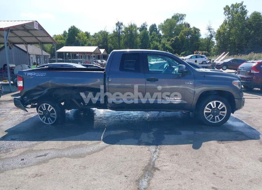 Photo 13 of 2018 Toyota Tundra SR5 5.7L V8 (VIN 5TFUY5F19JX775462)