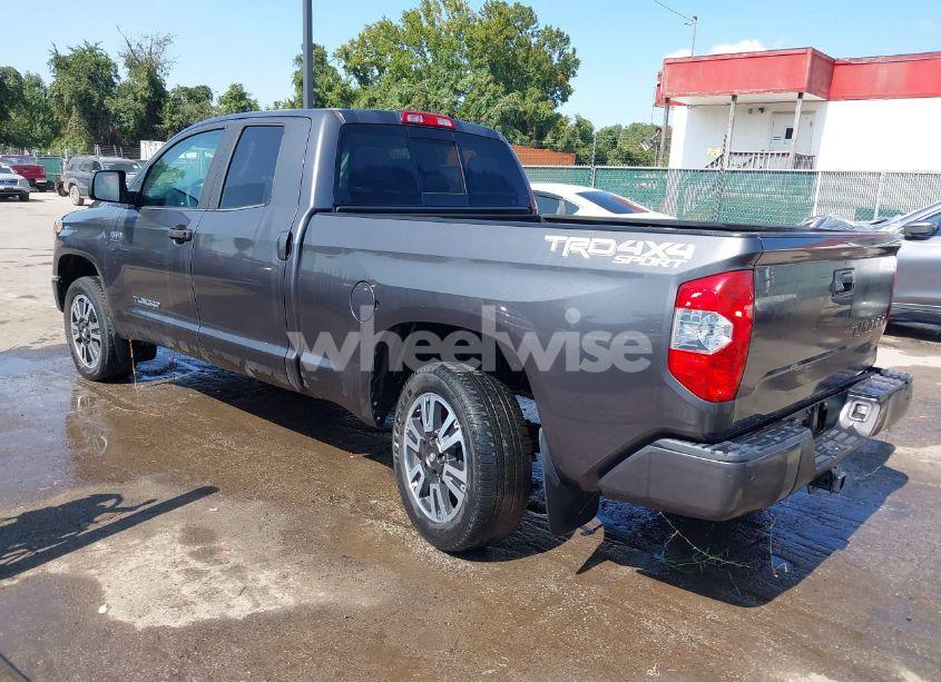 Photo 3 of 2018 Toyota Tundra SR5 5.7L V8 (VIN 5TFUY5F19JX775462)