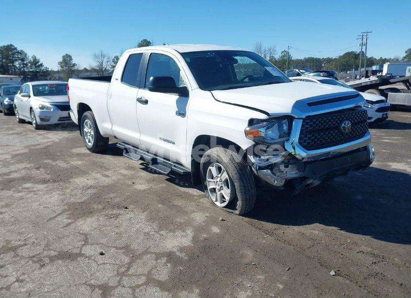 2021 Toyota Tundra SR5 (VIN 5TFUY5F19MX011213) main photo