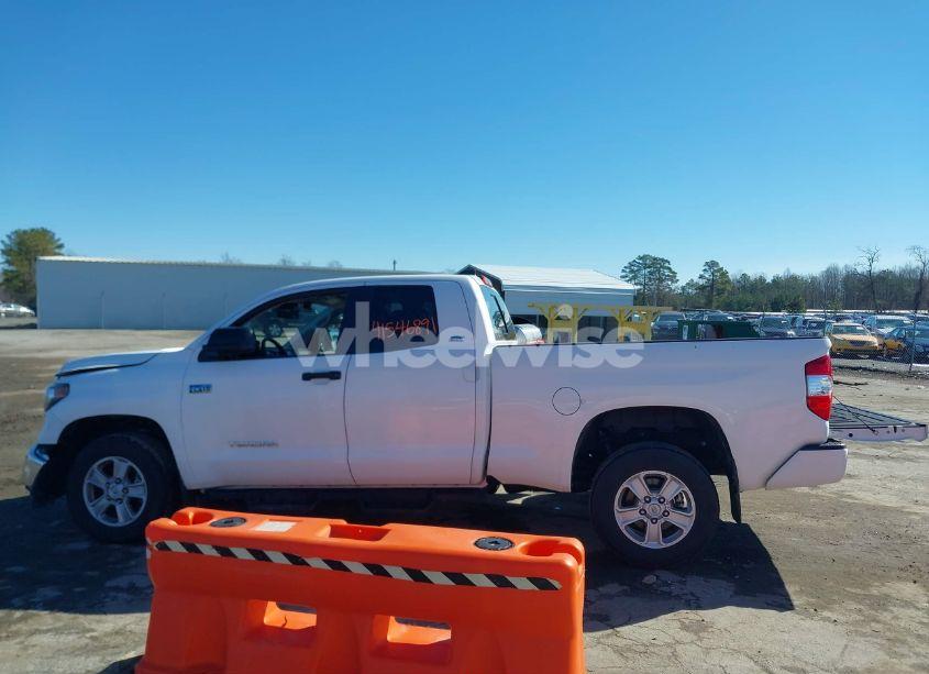 Photo 14 of 2021 Toyota Tundra SR5 (VIN 5TFUY5F19MX011213)