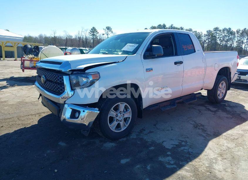 Photo 2 of 2021 Toyota Tundra SR5 (VIN 5TFUY5F19MX011213)