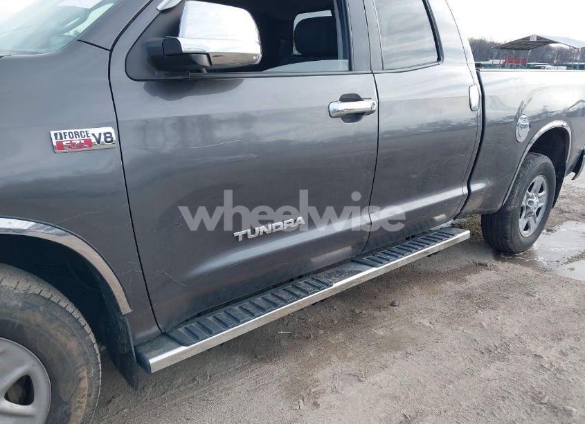 Photo 20 of 2013 Toyota Tundra GRADE 5.7L V8 (VIN 5TFUY5F1XDX285908)