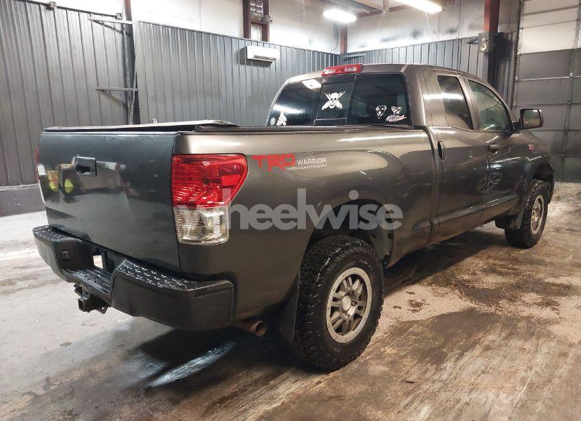 Photo 4 of 2013 Toyota Tundra GRADE 5.7L V8 (VIN 5TFUY5F1XDX322004)