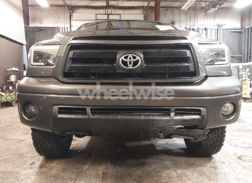 Photo 6 of 2013 Toyota Tundra GRADE 5.7L V8 (VIN 5TFUY5F1XDX322004)