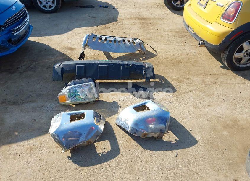 Photo 12 of 2014 Toyota Tundra SR5 5.7L V8 (VIN 5TFUY5F1XEX379823)