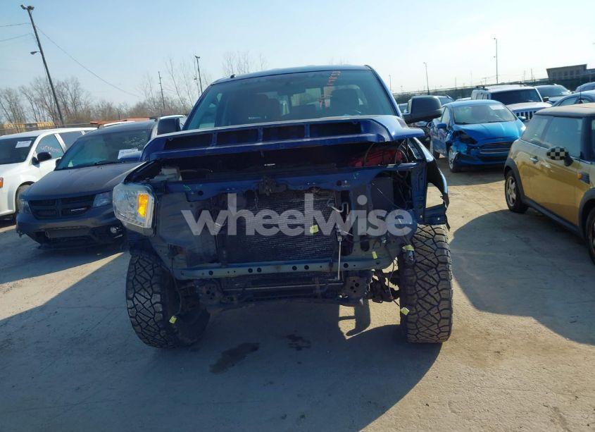 Photo 13 of 2014 Toyota Tundra SR5 5.7L V8 (VIN 5TFUY5F1XEX379823)