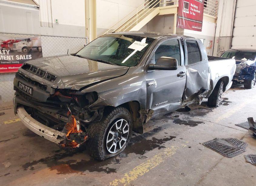 Photo 2 of 2014 Toyota Tundra SR5 5.7L V8 (VIN 5TFUY5F1XEX396203)