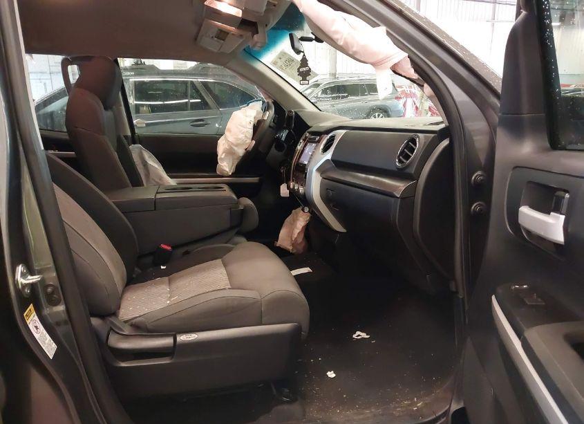 Photo 5 of 2014 Toyota Tundra SR5 5.7L V8 (VIN 5TFUY5F1XEX396203)