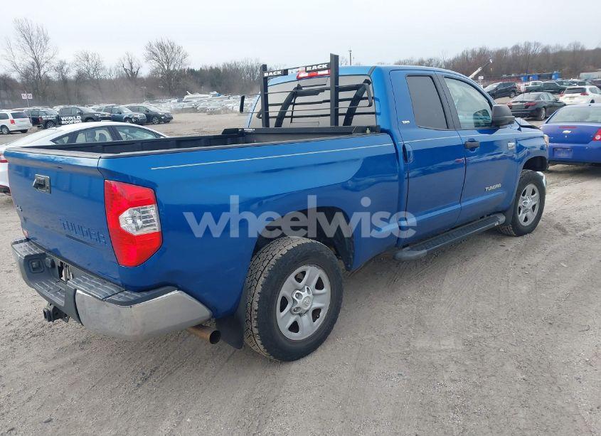 Photo 4 of 2017 Toyota Tundra SR5 5.7L V8 (VIN 5TFUY5F1XHX656796)