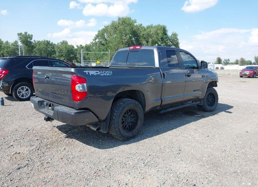 Photo 4 of 2018 Toyota Tundra SR5 5.7L V8 (VIN 5TFUY5F1XJX762235)